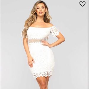 Unworn White Crochet Dress (Size: Large)